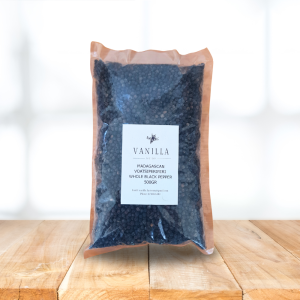 Premium gourmet spices, vanilla products, and natural flavoring ingredients, including Madagascan vanilla beans, cinnamon, sugar, extracts, and syrups for baking and cooking.